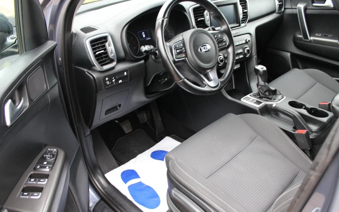 Kia Sportage cena 77999 przebieg: 114187, rok produkcji 2017 z Wałcz małe 781